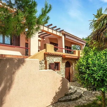 בית נופש 5 Bedroom In *