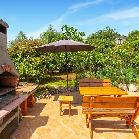 5 Bedroom In בית נופש Pinezići