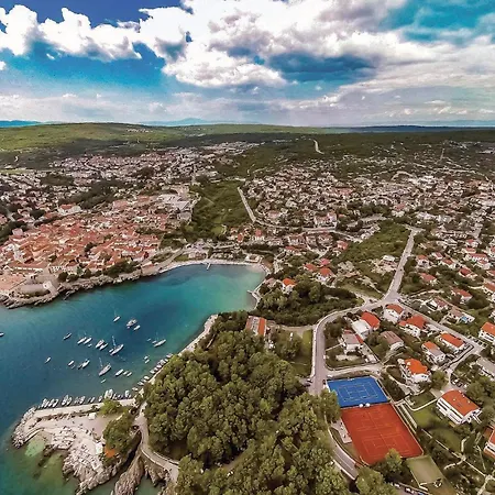 בית נופש 5 Bedroom In *